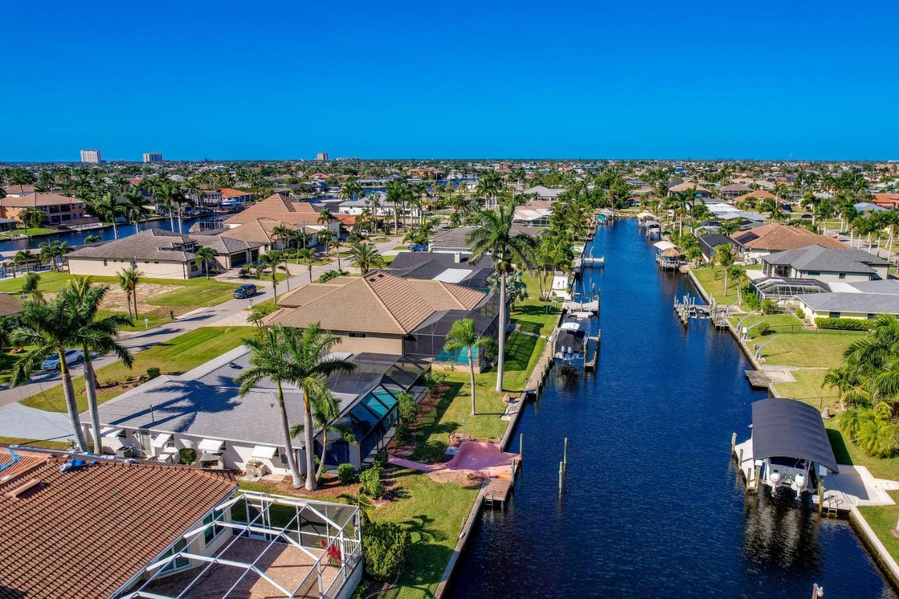 Waterfront Cape Coral Home With Private Pool! Kültér fotó