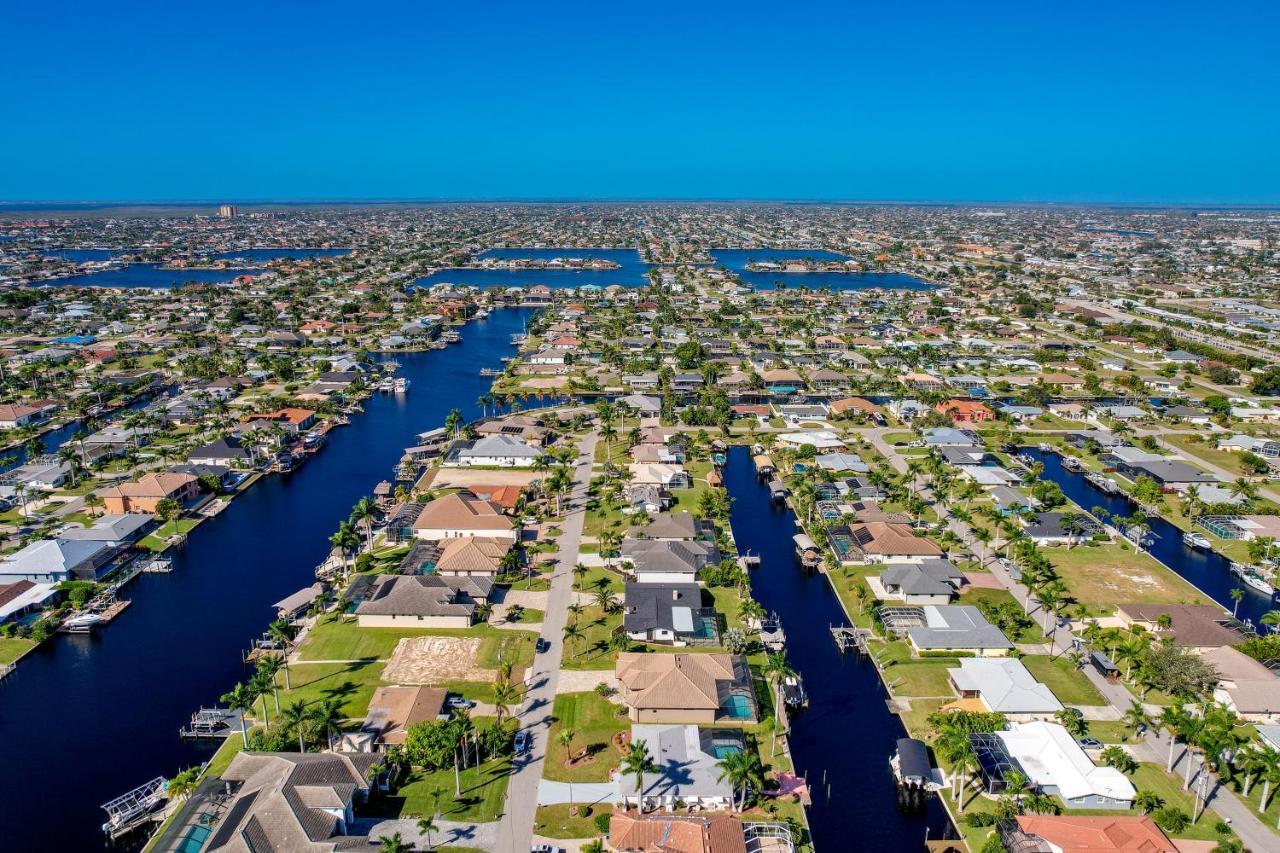 Waterfront Cape Coral Home With Private Pool! Kültér fotó